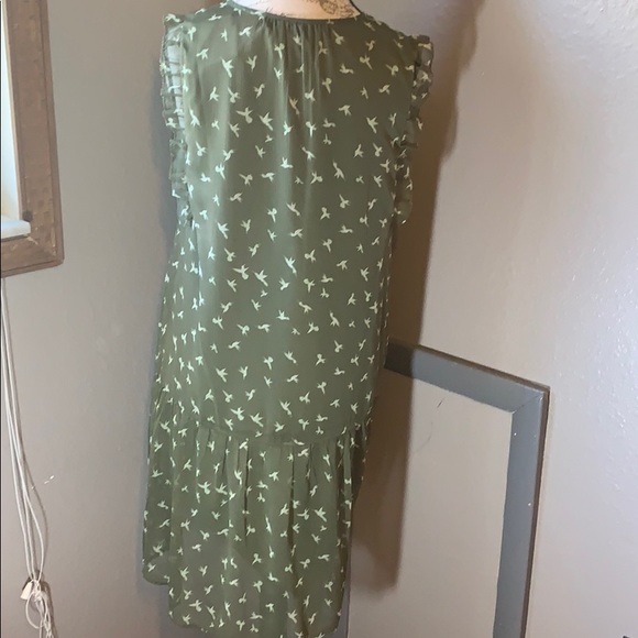 Hummingbird Design on Lightweight Dress - Picture 7 of 16